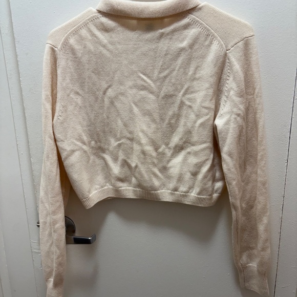 Aritzia cropped sweater size small - Picture 2 of 3